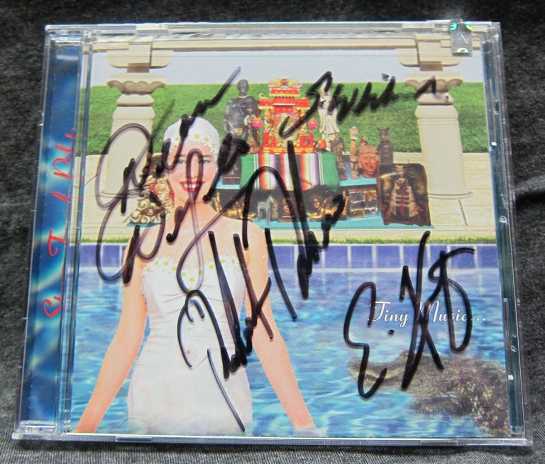 Stone Temple Pilots Autographed CD