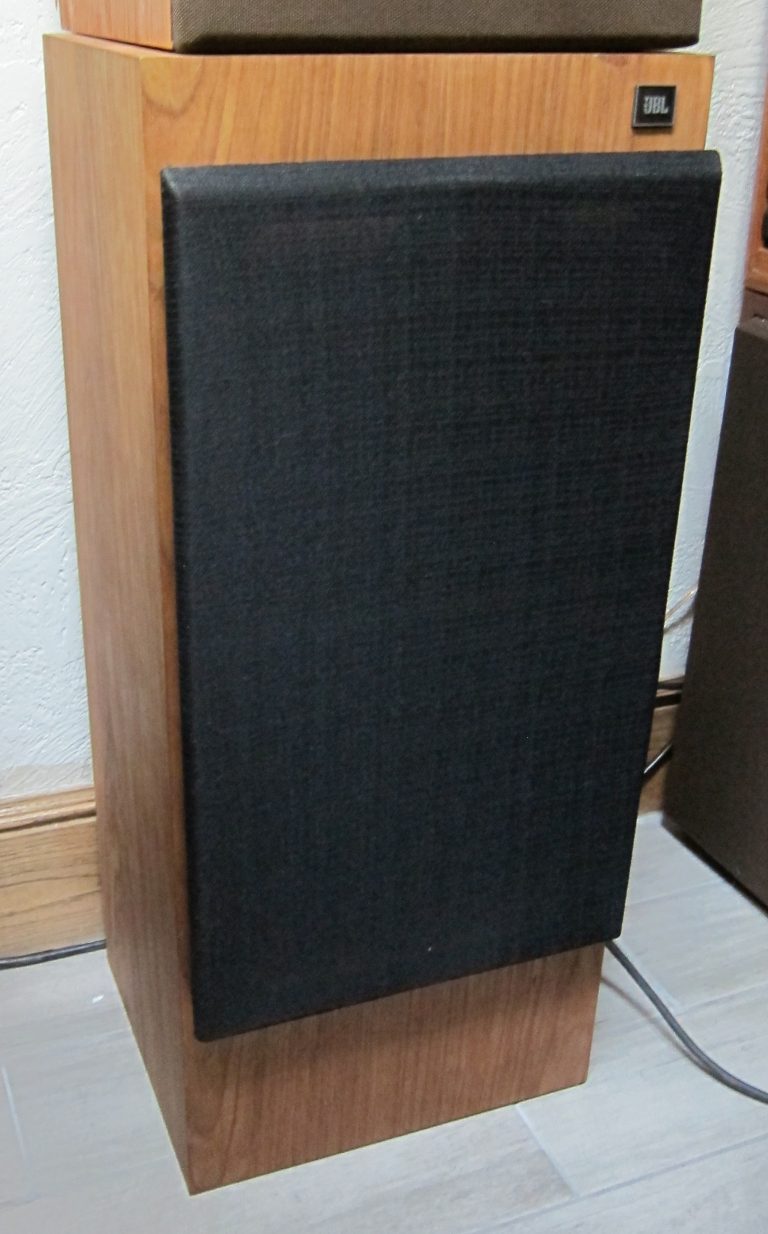 JBL L80T Speakers